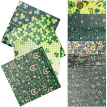 10 hojas de cuadrados de tela para el Día de San Patricio, ideales para acolchados decorativos.