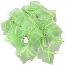 Set van 100 organza zakjes met trekkoord, ideaal als huwelijksbedankjes of sieradenetuis, licht van kleur voor een feestje.