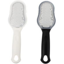 2 stuks roestvrijstalen voetvijlen/pedicure-eeltverwijderaars met deksels voor het verwijderen van dode huidcellen, ideaal voor thuisgebruik.