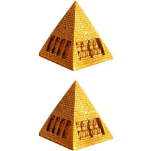 2-teiliges Set goldener Pyramidenfiguren aus Kunstharz zur Tischdekoration und als Fotorequisite