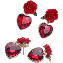 2 Paar Ohrstecker aus 925er Sterlingsilber mit Herz- und Blumenmotiv, rotes Rosendesign, ideal als Damenschmuck zum Valentinstag