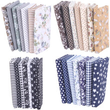 Set di 28 pezzi di tessuto di cotone patchwork per accessori fai da te, colori caffè e nero.