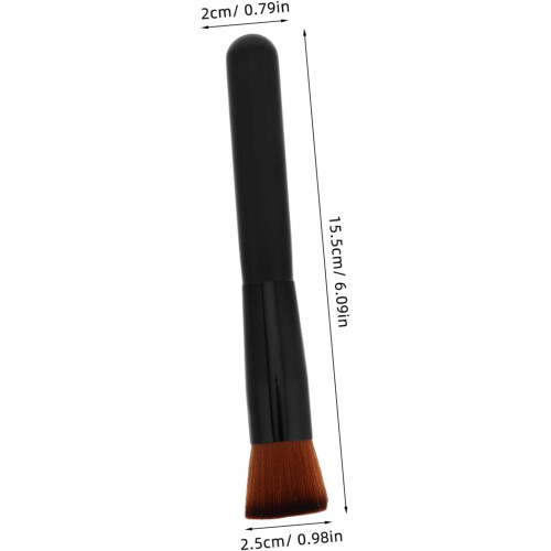 2 pennelli piatti per trucco liquido, ideali per contouring e correttore. 1
