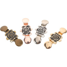 4pcs Vintage Rose Broche para Mulheres Xale Clip Retro suéter Clip Pacote