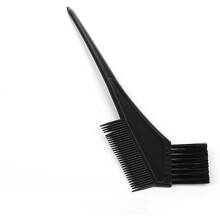 4-teiliges Haarfärbe-Set mit Kamm und Schale für die professionelle Haarfärbung zu Hause (auch im Salon erhältlich).