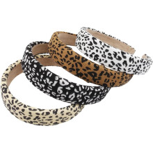 4 elegante Leoparden-Haarbänder für Damen – dehnbar und bequem, breites Haarband für lockiges Haar, modischer Haarschmuck