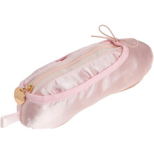 Een onmisbaar etui voor balletschoenen en andere dansaccessoires: een draagbare tas met ritssluiting.