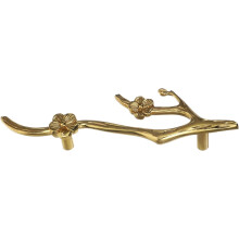 Dekorative Schrankknöpfe aus goldfarbenem Messing im Vintage-Landhausstil