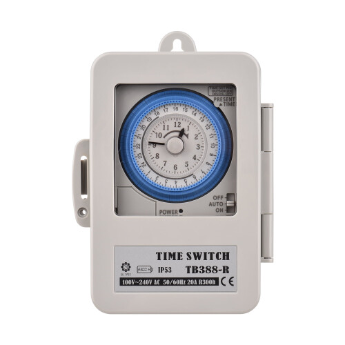 Interruttore timer meccanico 24 ore IP53 100-240V 1