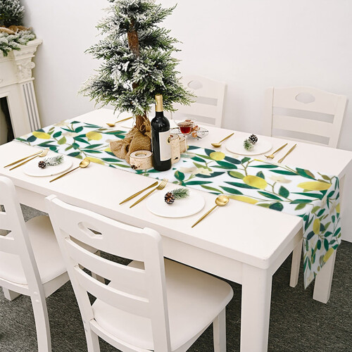 Chemin de table en lin – Motif floral printemps-été 2