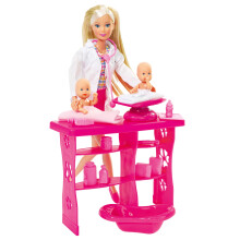 Simba Toys : Set de jeu Steffi Love Docteur Bébé, Pèse-bébé, Baignoire, Table d'Observation, à partir de 3 ans