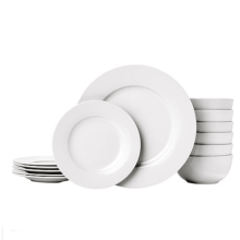 18-Piece White Porcelain Dinnerware Set for 6