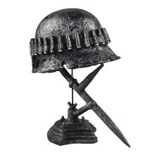 Lampada da tavolo a forma di elmetto e baionetta della Seconda Guerra Mondiale – Stile vintage a tema bellico