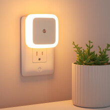 Neoslňujúce LED nočné svetlo jantárové od súmraku do úsvitu 1 balenie