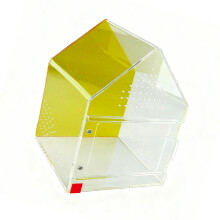 Lizards Box Container with Feeding Port Magnetic Closure-Yellow
