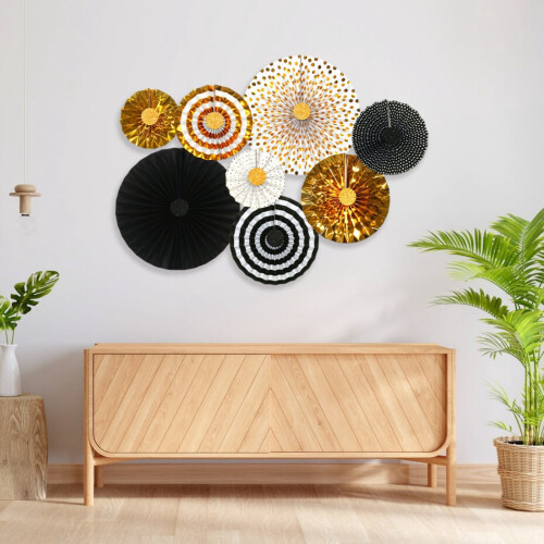 Conjunto de 8 leques de papel preto e dourado 1