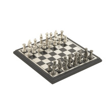 Deco 79 Aluminium Schachspiel mit Aufbewahrungsfach, 15" x 16" x 2", Schwarz
