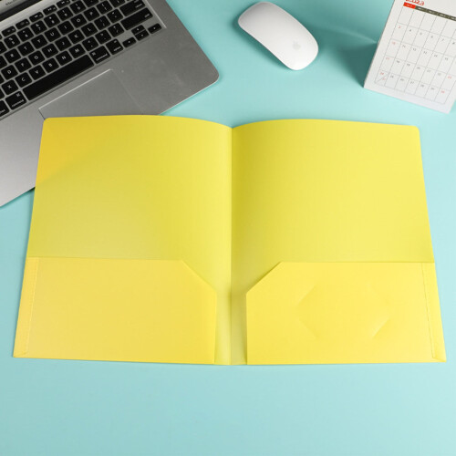 Kumdk Plastic Folders with Pockets 11.4 x 9.3 inches 7 2