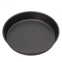 Rund, dyp pizzapanne i non-stick karbonstål