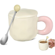 Niedlicher Becher für Kleinkinder, isolierter Reisebecher mit auslaufsicherem, wiederverwendbarem Deckel und Löffel für Tee und Latte Macchiato