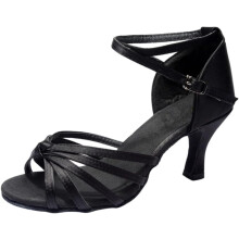 Elegante schwarze Satin-High Heels mit offener Zehenpartie, ideal für lateinamerikanische Tänze und geknotete Riemchen.