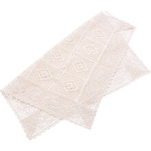 Beige Baumwolltischdecke mit durchbrochenem Spitzenmuster, pflegeleicht und angenehm auf der Haut.