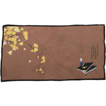 Serviette de table vintage en coton, réutilisable et brodée à la main, au design simple.