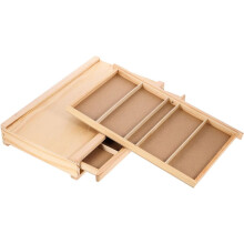 Kompakte Aufbewahrungsbox aus Holz für Künstlerbedarf zum Skizzieren und für Malprojekte im Freien