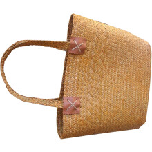 Handgewebte Seegrastasche, Strohkorb mit Blumenmuster, gelb gemusterte Tragetasche, tragbarer Einkaufskorb für den Sommer am Strand