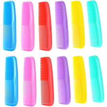 12 Mini-Haarkämme aus Kunststoff für Zuhause, Salon und Reisen – Reiseaccessoires (Farbe zufällig)