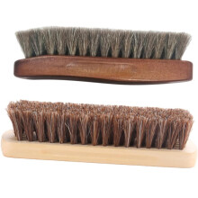 2 stuks houten borstels van paardenhaar voor het reinigen van schoenen, met zachte borstelharen en houten handvat.