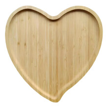 Herzförmiger Servierteller aus Holz, 12 Zoll