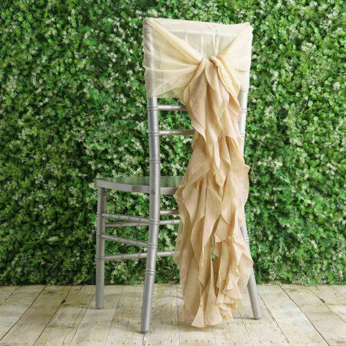Capa de cadeira em chiffon champanhe com faixas encaracoladas 1