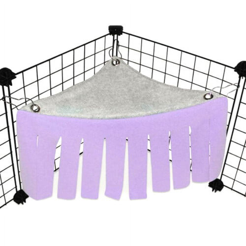 Cachette d'angle à pompons pour cobayes et petits animaux 1