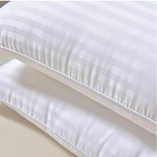 Cuscino bianco in poliestere 74x48 cm 1 pezzo