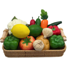 darabos műzöldség-készlet: paprika, retek, burgonya,