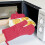 Ensemble de 4 maniques et gants de cuisine rouges 3
