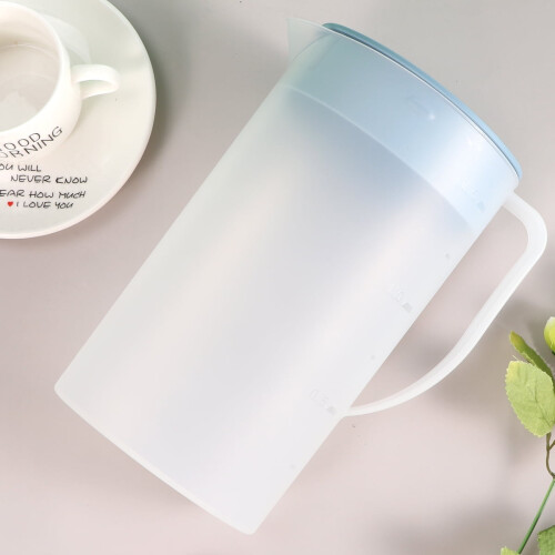 Pichet à eau en plastique avec couvercle 2 gallons 2