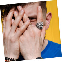 Bague vintage en acier inoxydable représentant Jésus pour homme, bague de pouce pour homme avec un design religieux rétro, taille 12.