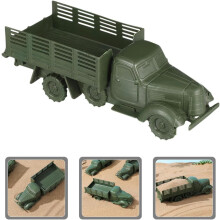 Set van 16 mini plastic militaire vrachtwagenmodellen, zakformaat legervoertuigen voor op de zandtafel.