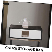 24 sacchettini vuoti con coulisse, ideali per riporre gioielli, riutilizzabili e perfetti come bomboniere.