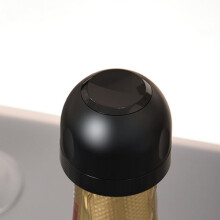 Mini-Weinstopper aus schwarzem, lebensmittelechtem Silikon mit Drehverschluss – hält frisch, schön und zart