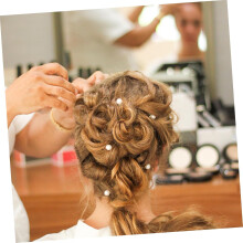 Haarfärbeset mit Schale und Färbepinsel für semi-permanente Haarfärbung zur Anwendung im Heimstudio