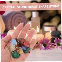 24 piedras de cristal delicadas con forma de corazón para adorno de escritorio