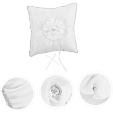 Elegantes quadratisches Eheringkissen mit Schleife und Blumenmuster