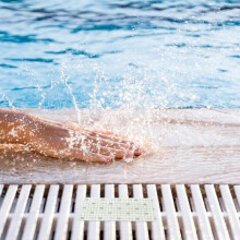 10 Stück weibliche Schwimmschutz-Aufnäher, Sichtschutz für Schwimmbäder und Training