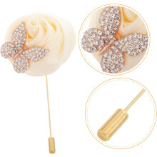 Pánská květinová brož boutonniéra pro svatbu, ženicha, ples, květiny pro mládence, živůtek, motýl, kamínková dekorace