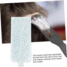 Haarverfplank voor het kleuren van haar, kappersborstel voor haarstylingproducten en highlights.