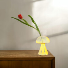 Pilzförmiges Glasvasen-Design mit glatter Oberfläche, kreative Glasblumenvase