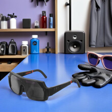 Auto Darkening Welding Goggles with Protective Lens, Adjustable Strap